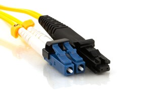 Picture of 5m Singlemode Duplex Fiber Optic Patch Cable (9/125) - Mini LC to MTRJ